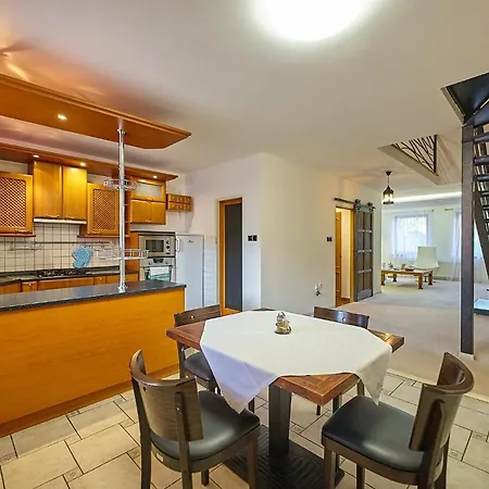 Garni Patriot 3* טרנבה