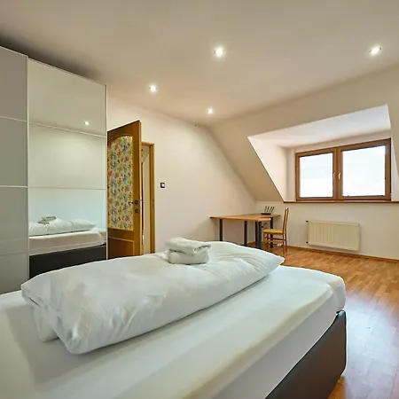 Garni Patriot 3* Trnava