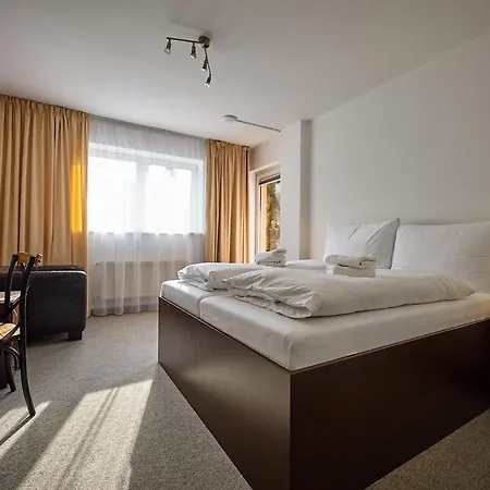 Garni Patriot ترنافا