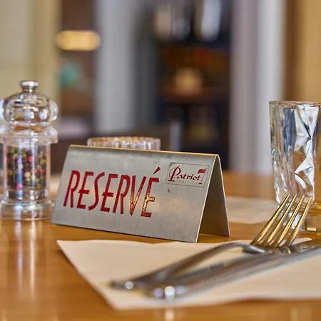 Hotel Garni Patriot Трнава