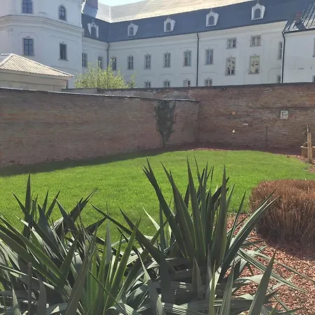 بيت ضيافة Garni Patriot ترنافا